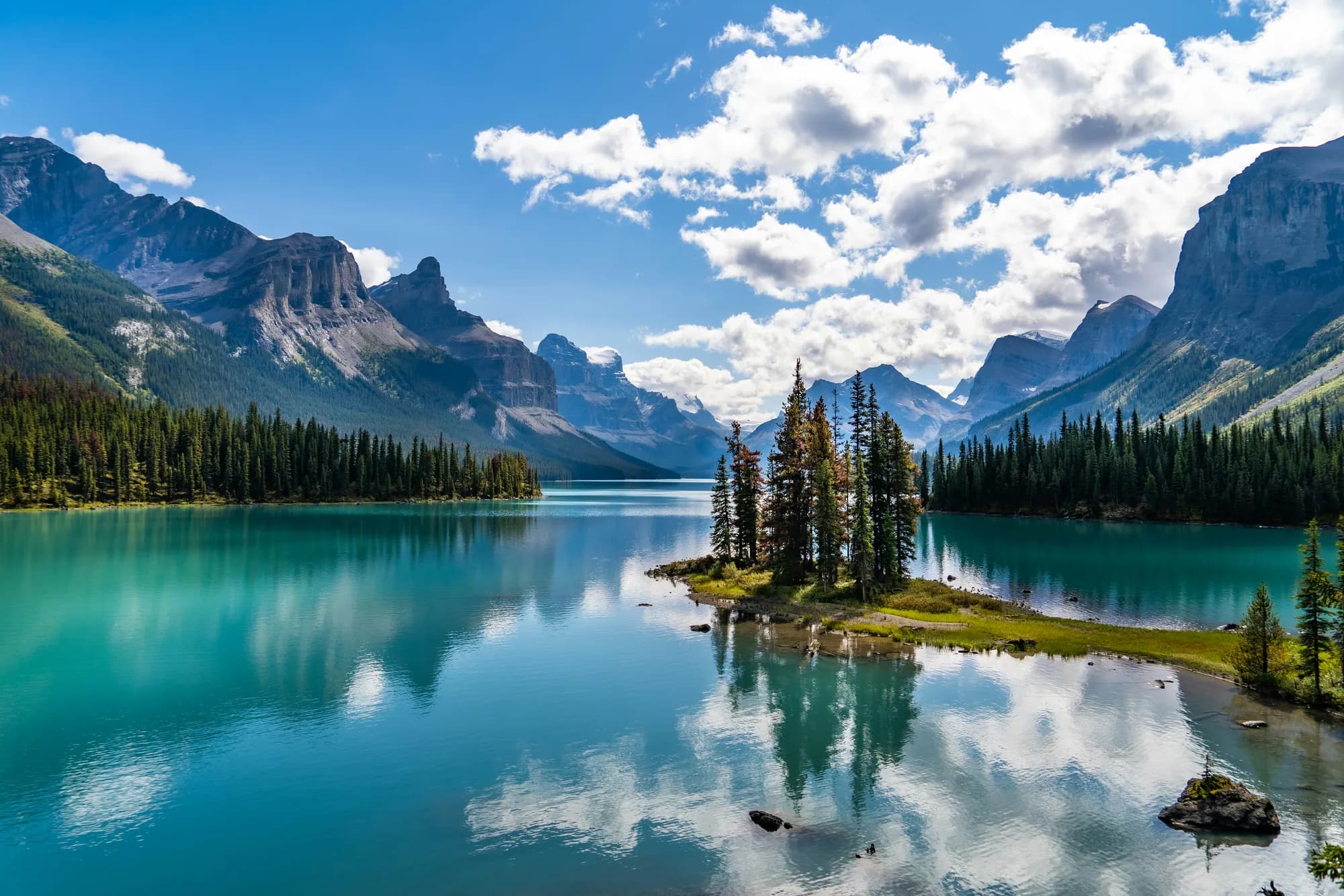 Định cư Canada